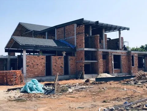 Construction project in Krabi, Thailand by Ton Korsrang