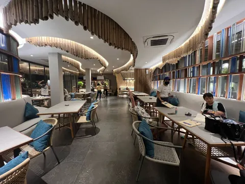Construction project in Krabi, Thailand by Ton Korsrang